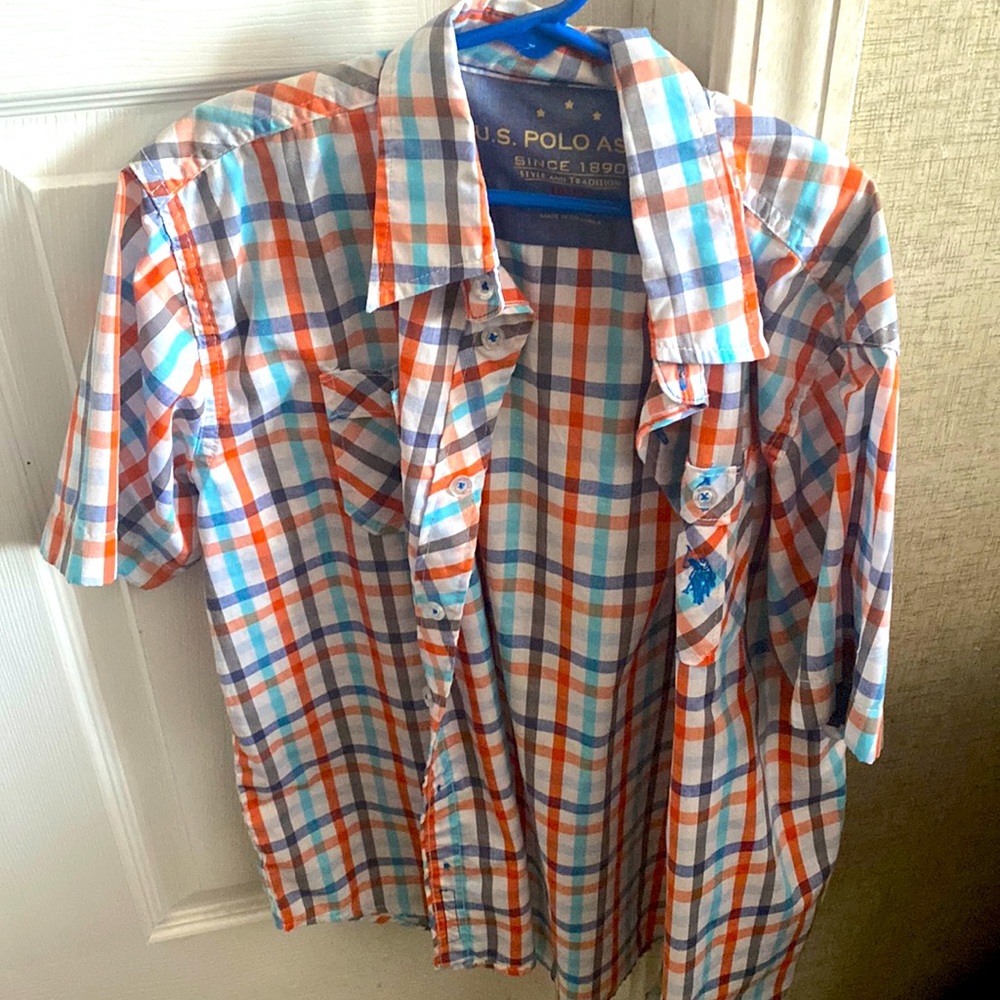 Boys shirt sleeve button down